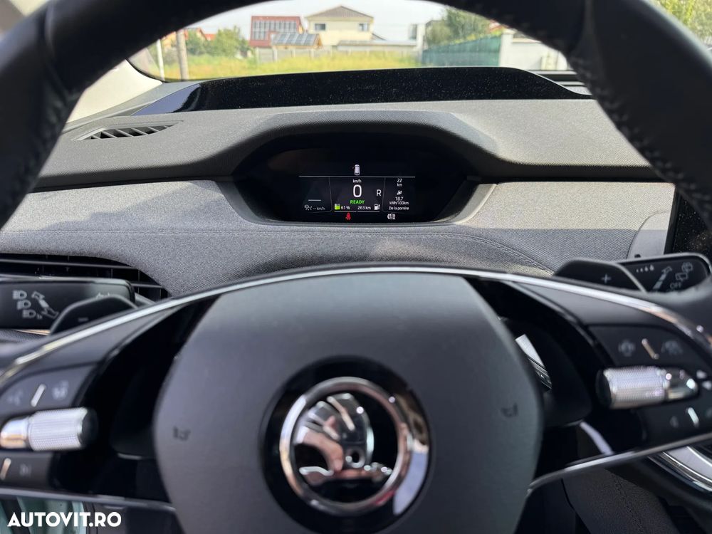 Skoda Enyaq iV Electric 80 - 10