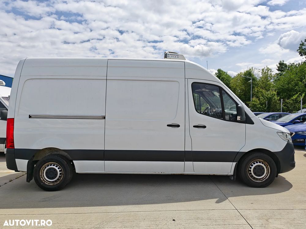 Mercedes-Benz Sprinter - 9