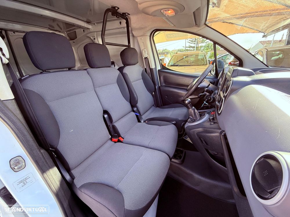 Peugeot Partner 1.6 BlueHDi L1 Asphalt - 17