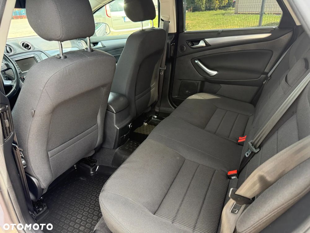 Ford Mondeo 2.0 TDCi Titanium - 11