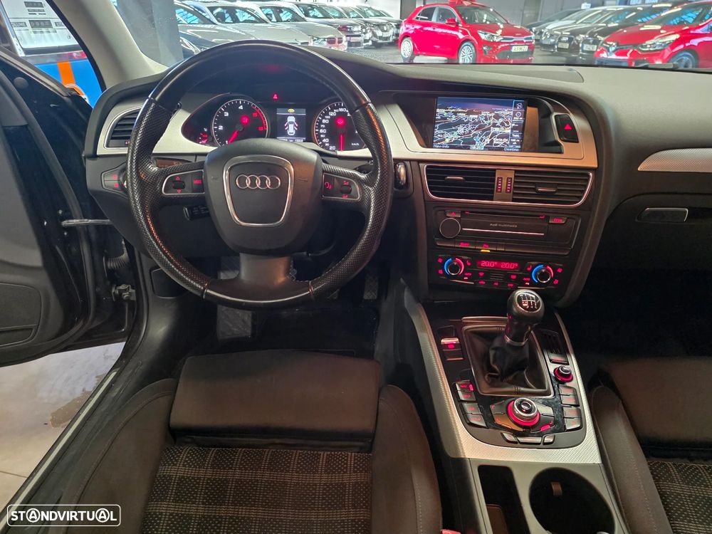 Audi A4 Avant 2.0 TDI Sport - 30