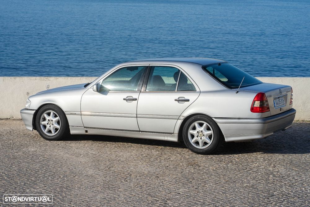 Mercedes-Benz C 250 TD - 7