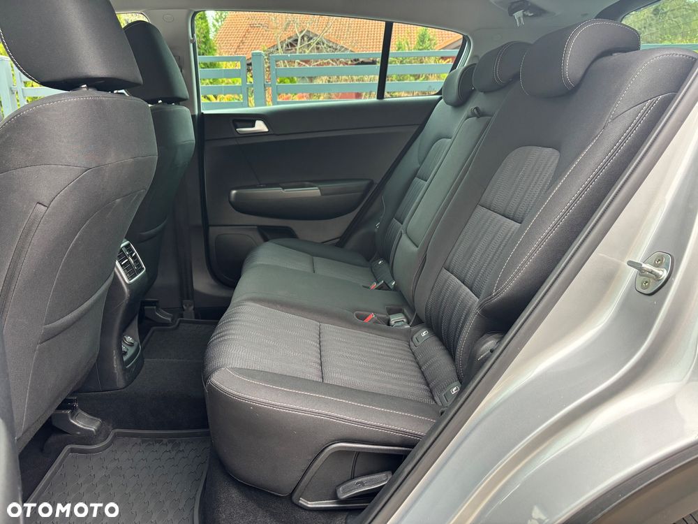 Kia Sportage 1.6 GDI L 2WD - 36