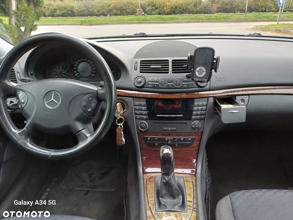 Mercedes-Benz Klasa E 220 CDI T Elegance - 8
