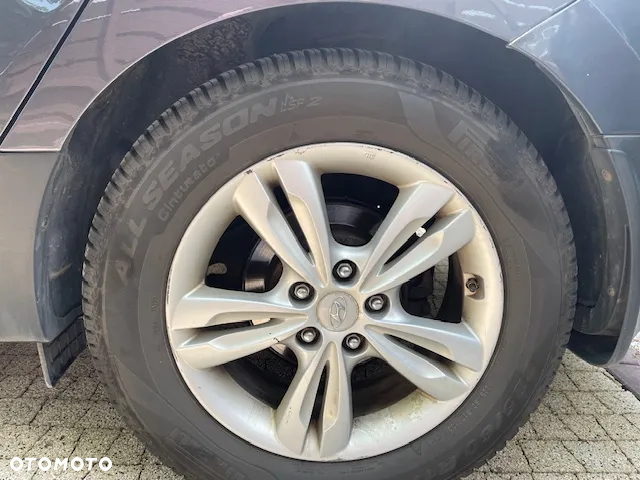 Hyundai ix35 2.0 CRDi 4WD Premium - 12