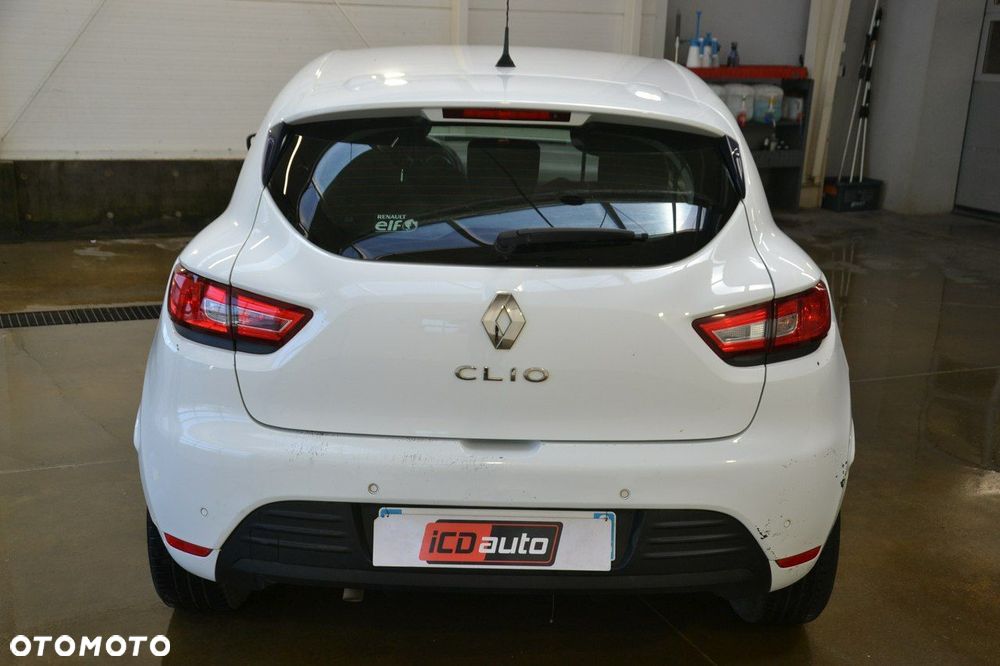 Renault Clio - 6