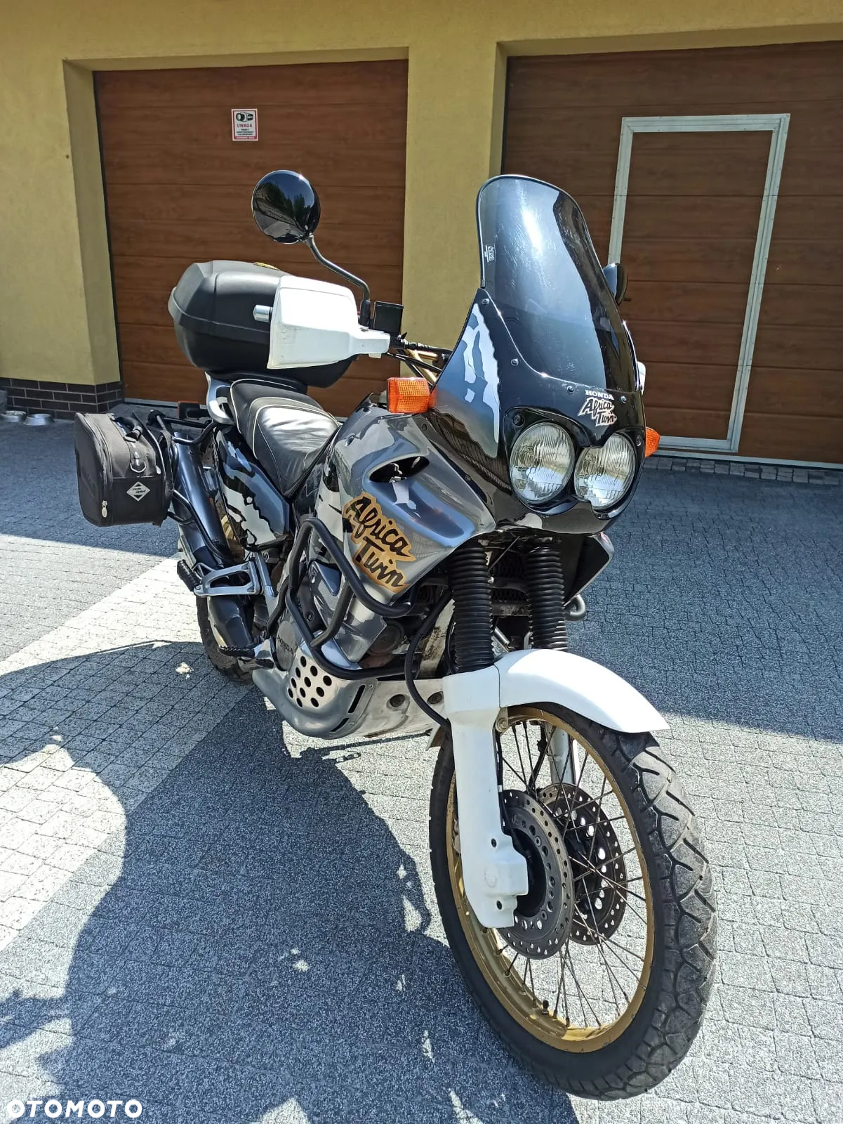 Honda XRV