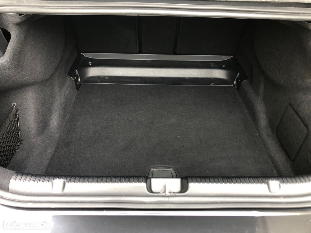 Mercedes-Benz EQE 350 - 20