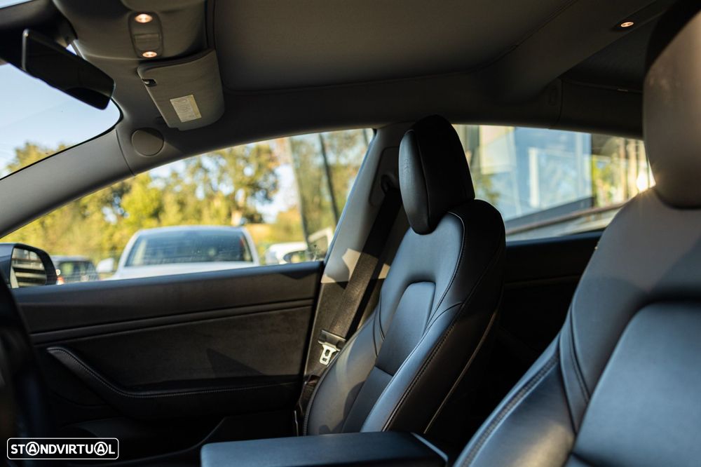 Tesla Model 3 Long-Range Dual Motor AWD - 22