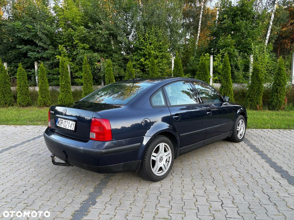 Volkswagen Passat 1.9 TDI CL - 5