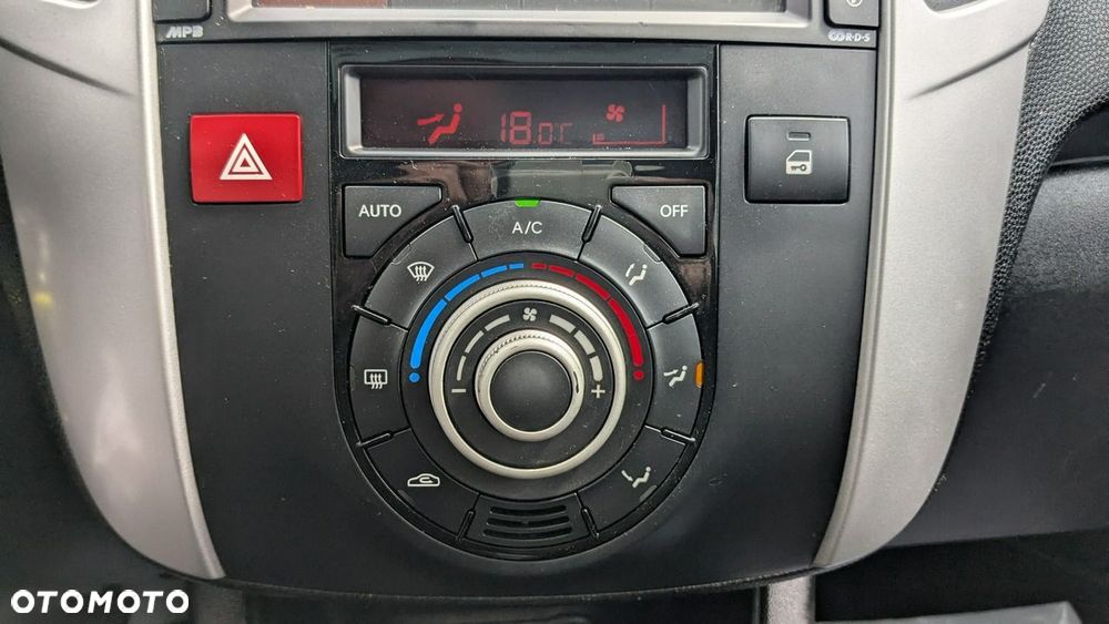 Kia Venga - 22