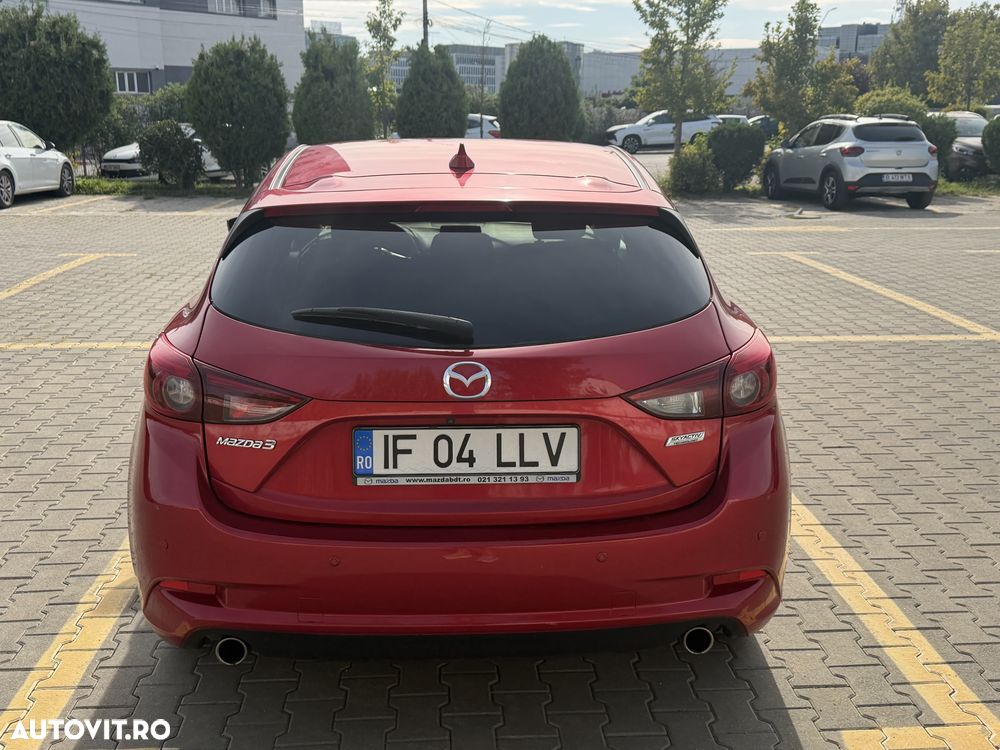Mazda 3 - 8