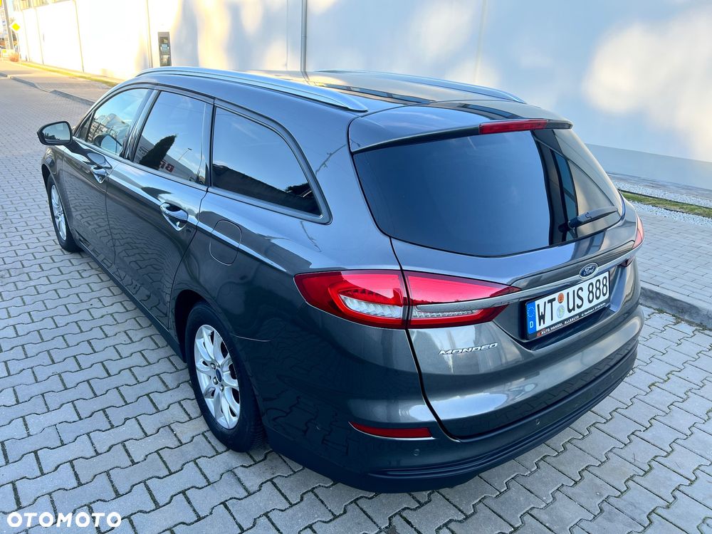 Ford Mondeo SW - 13