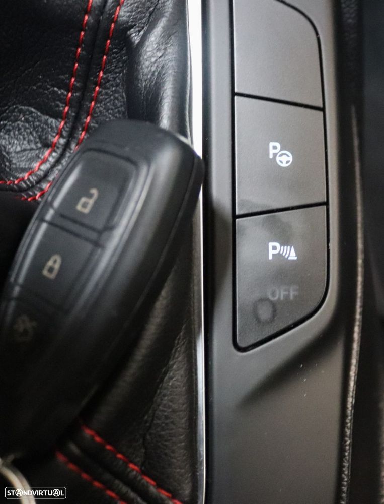 Ford Focus 1.0 EcoBoost ST-Line - 29