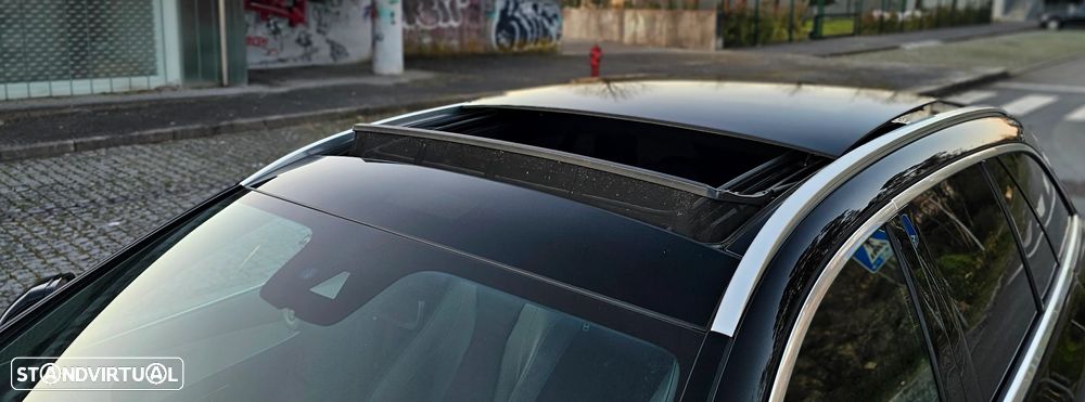 Mercedes-Benz E 300 de 4Matic 9G-TRONIC AMG Line - 34