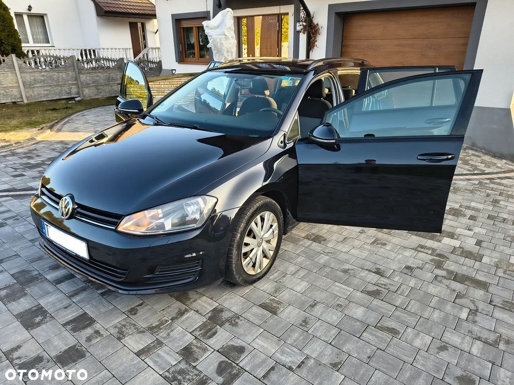 Volkswagen Golf 1.6 TDI DPF Comfortline - 5