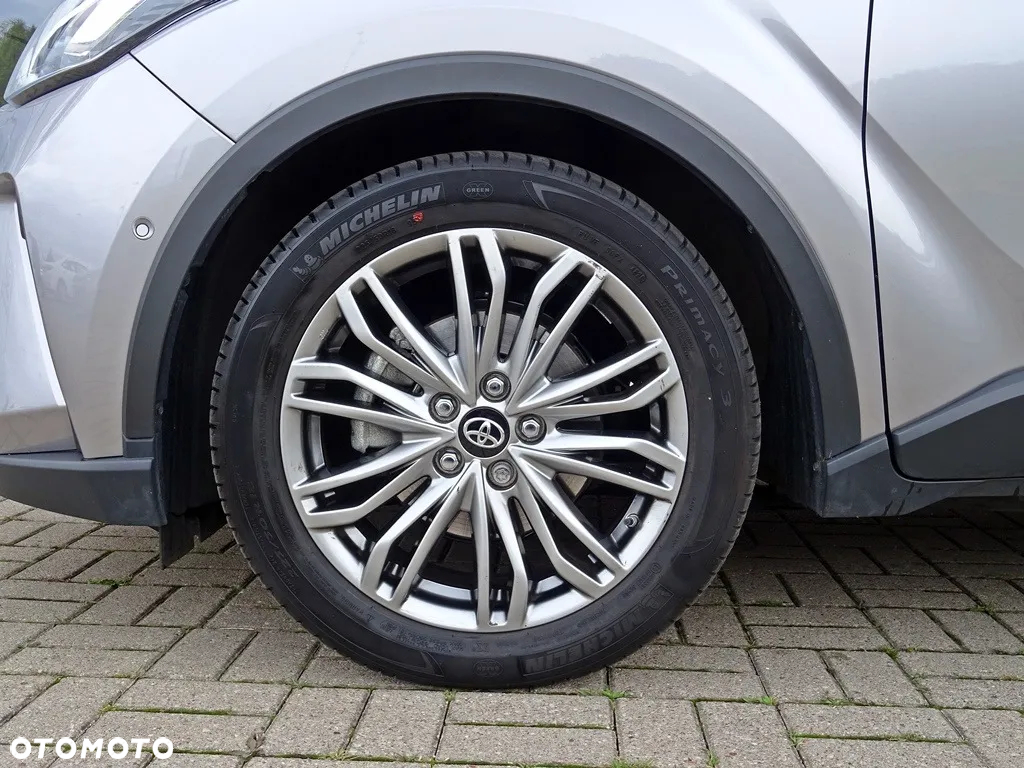 Toyota C-HR 1.8 Hybrid GPF Executive - 17
