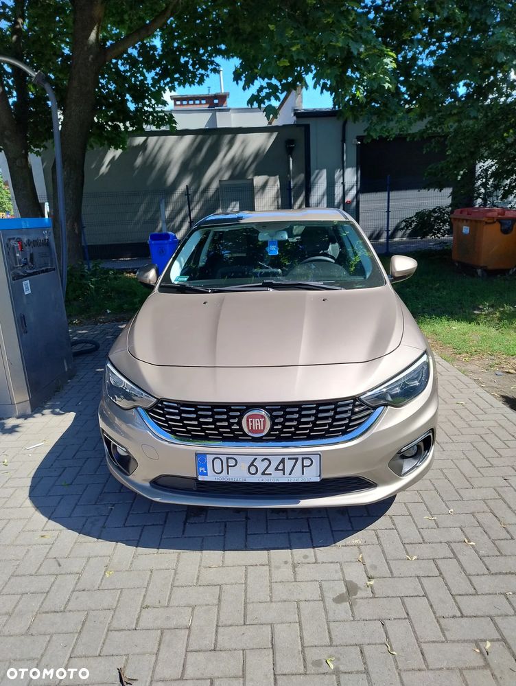 Fiat Tipo 1.4 16v Lounge EU6d - 6
