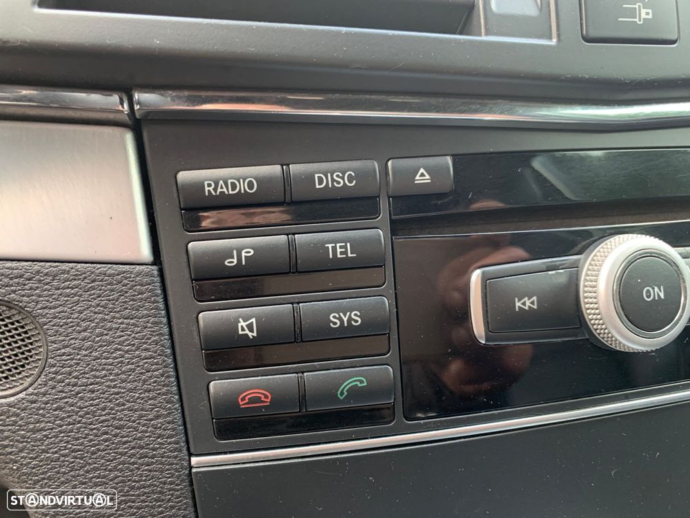 Mercedes-Benz E 220 CDi Avantgarde BlueEfficiency - 39