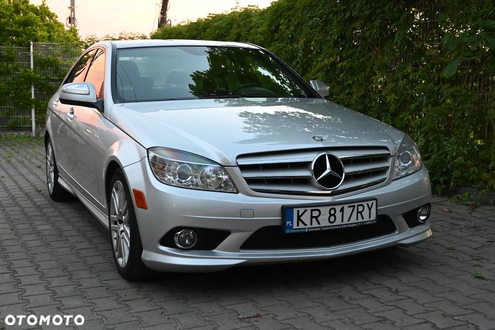 Mercedes-Benz Klasa C 300 4Matic 7G-TRONIC - 18