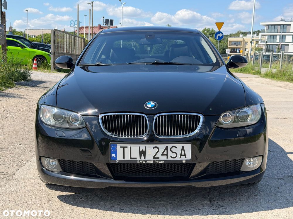 BMW Seria 3 325i Edition Exclusive - 9