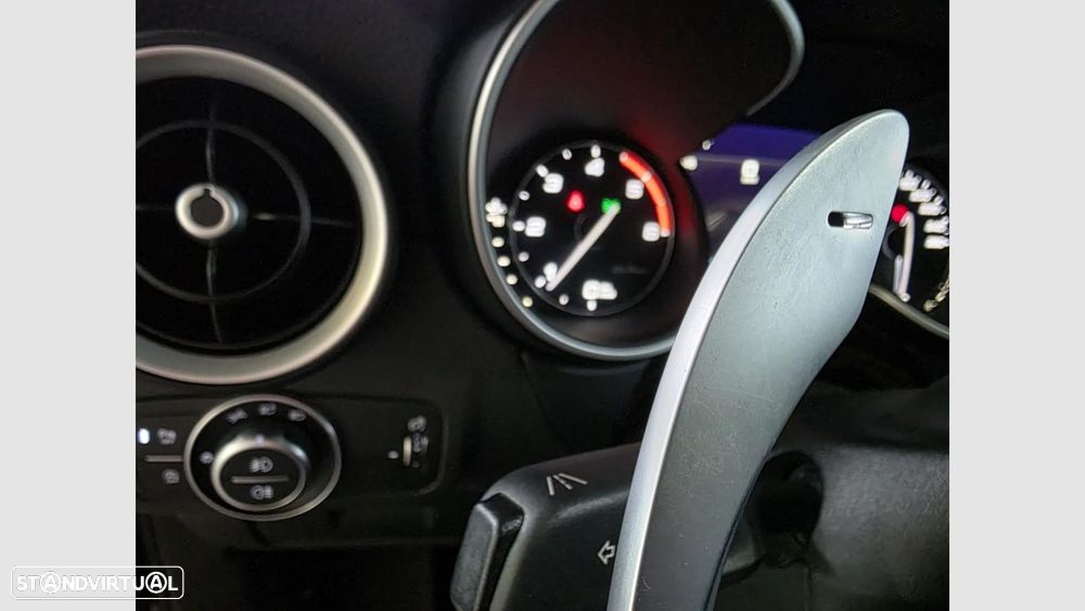 Alfa Romeo Stelvio 2.2 D Super AT8 - 17