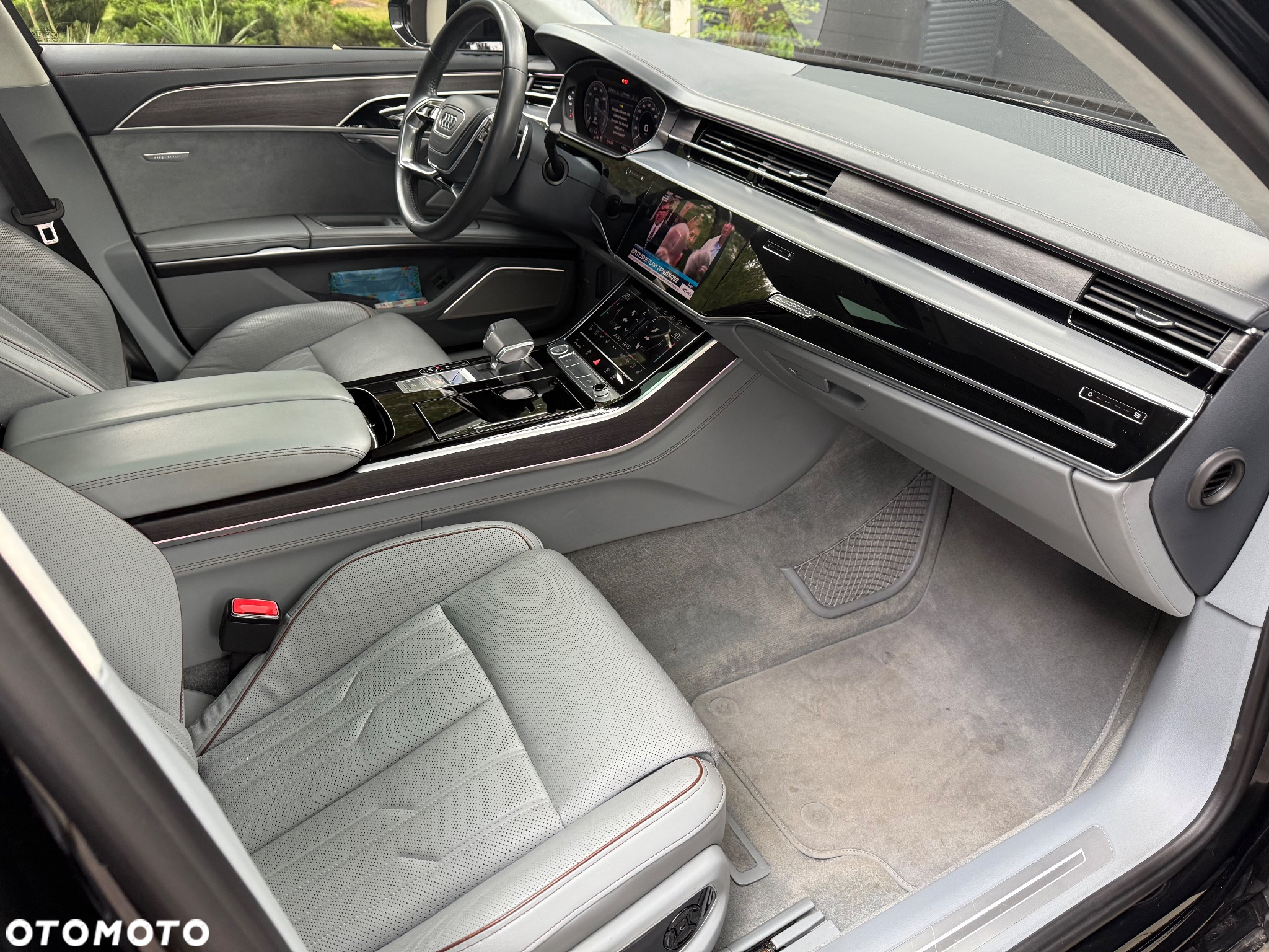 Audi A8 L 60 TFSI e Quattro Tiptronic - 10