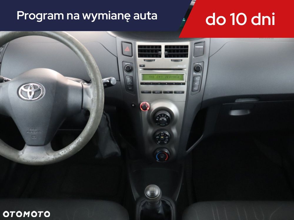 Toyota Yaris - 14