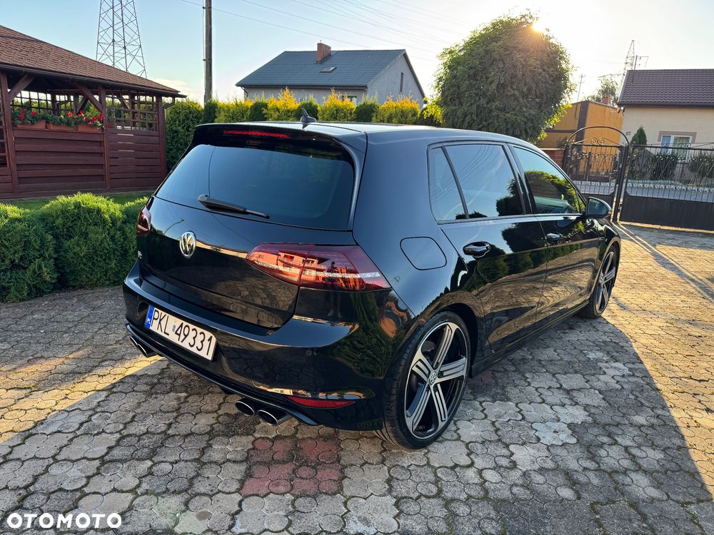 Volkswagen Golf R 4Motion BlueMotion Technology DSG - 4