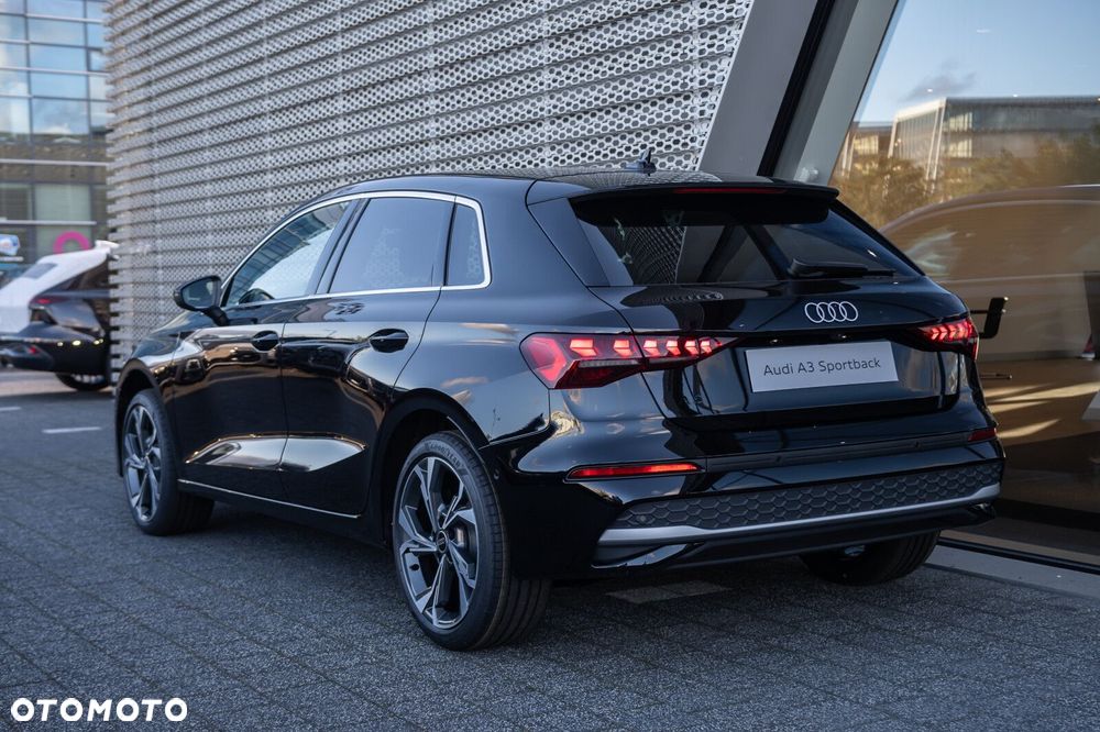 Audi A3 Sportback - 3