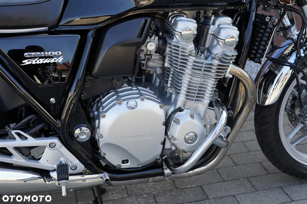 Honda CB - 11