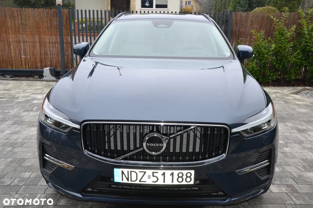 Volvo XC 60 B5 B AWD Core - 2