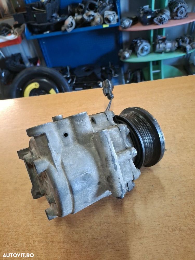 Compresor aer condiționat Ford Fiesta 1.4 1.5 1.6 - 8