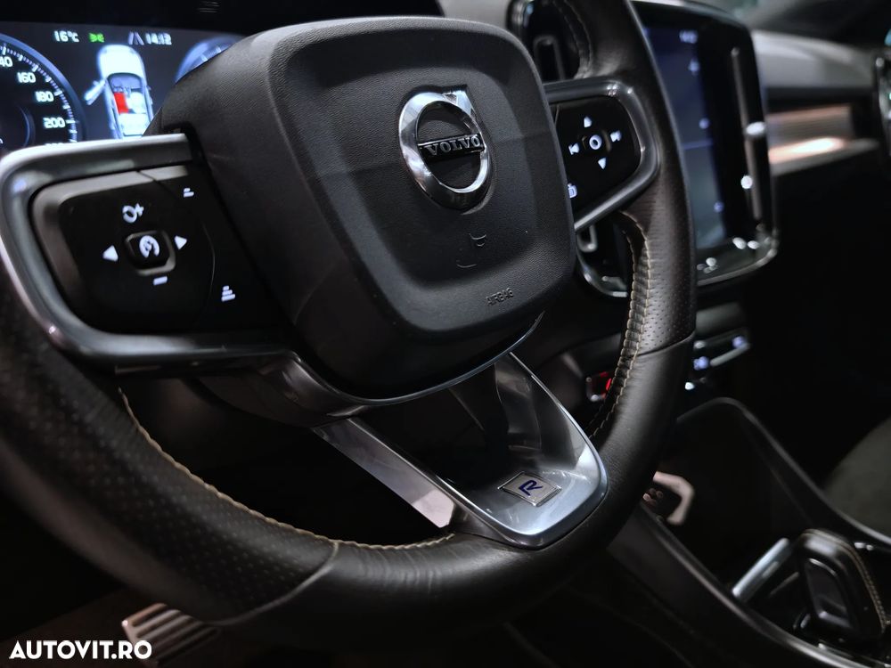 Volvo XC 40 T3 Geartronic RDesign - 24