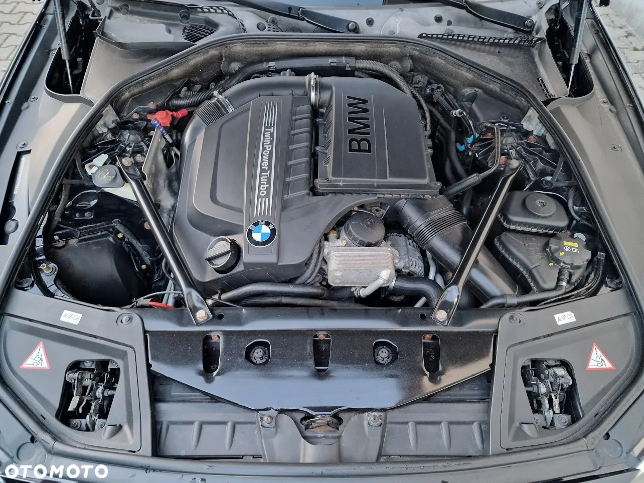 BMW Seria 5 535i xDrive - 11