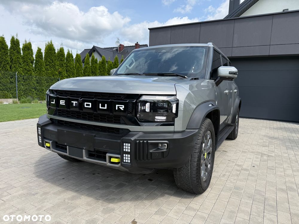 Jetour Traveller - 3