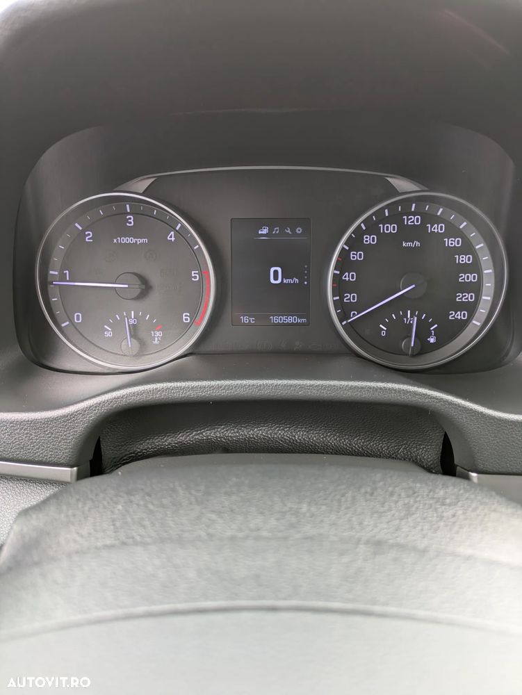 Hyundai Elantra 1.6 CRDI Highway - 9