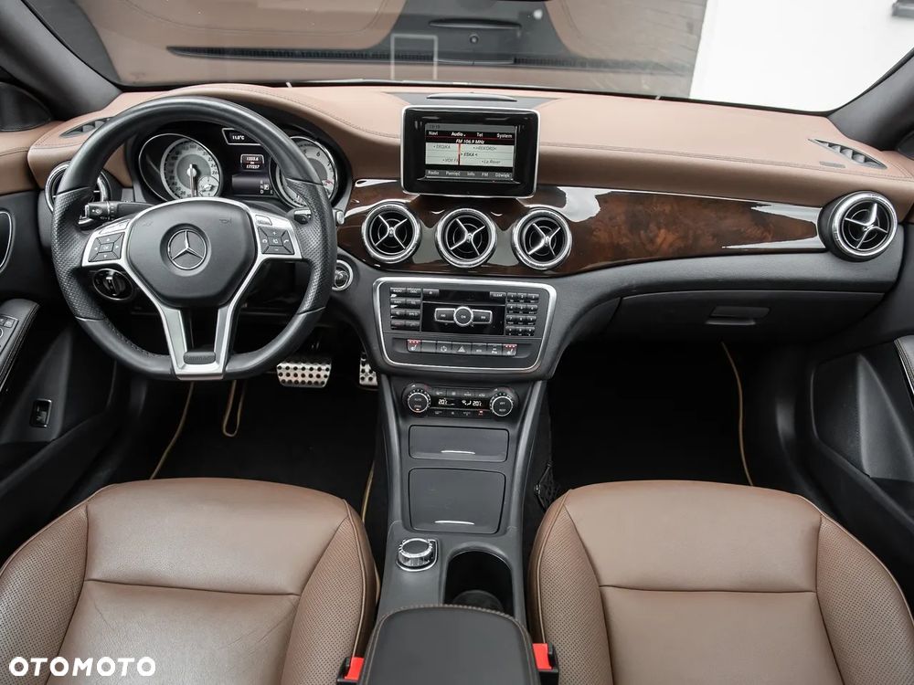 Mercedes-Benz CLA - 16