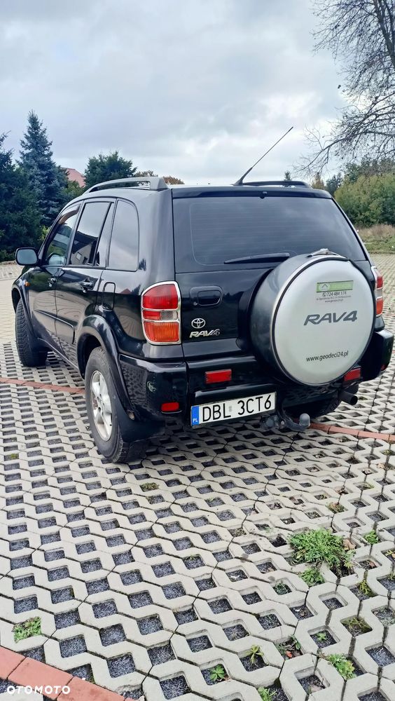 Toyota RAV4 2.0 VVT-i 4x4 - 4