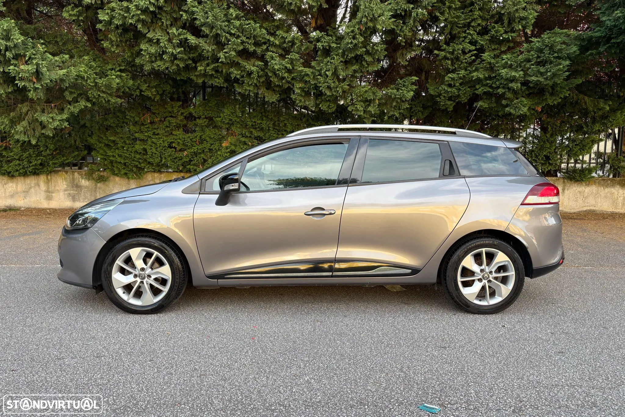 Renault Clio Sport Tourer 0.9 TCe Limited - 20