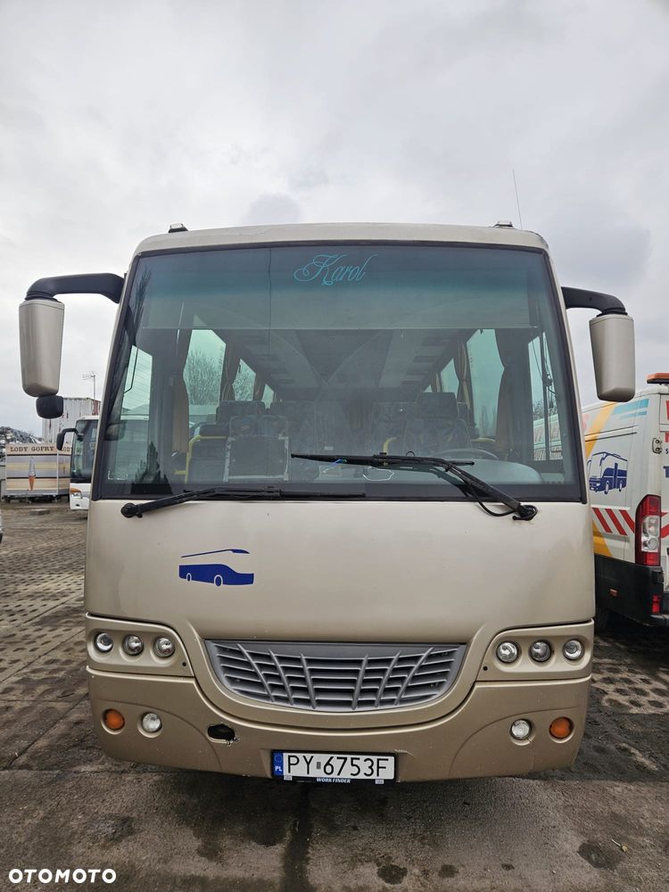 Isuzu Turquoise - 13