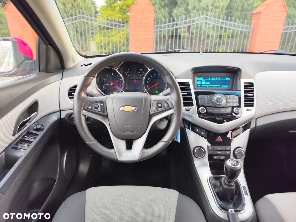 Chevrolet Cruze 1.8 LT - 5