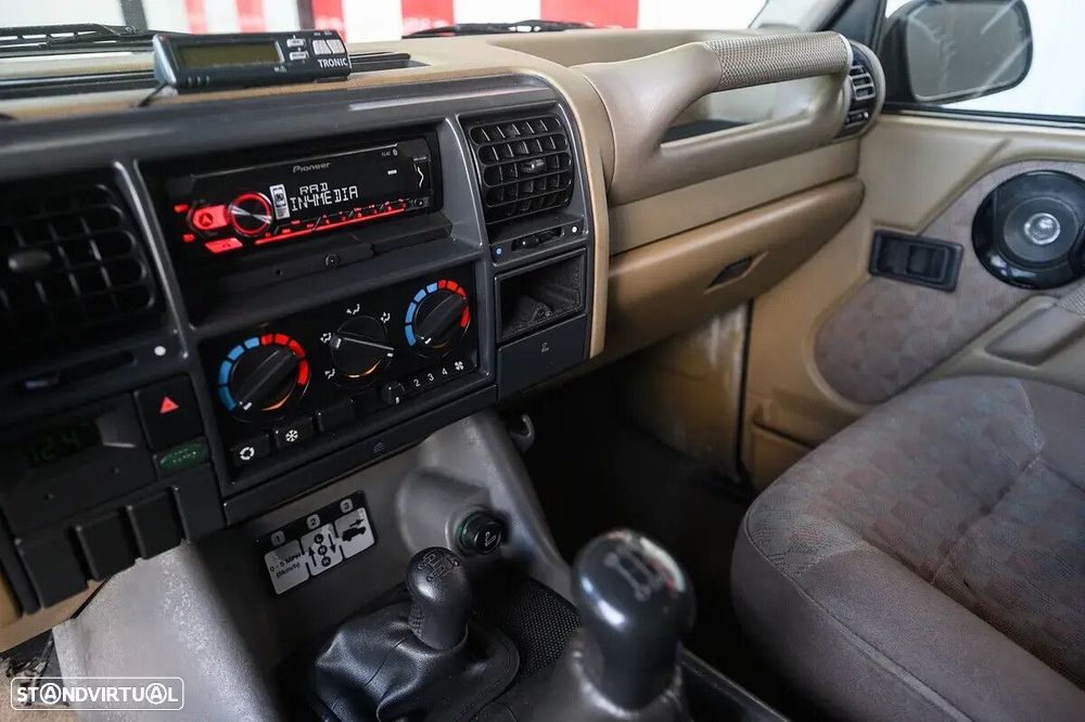 Land Rover Discovery - 29