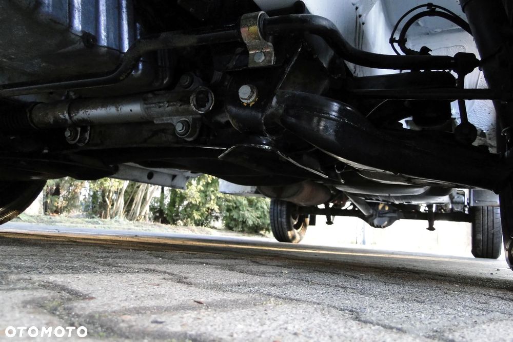 Mercedes-Benz Sprinter - 32