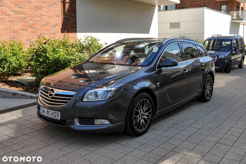Opel Insignia - 1
