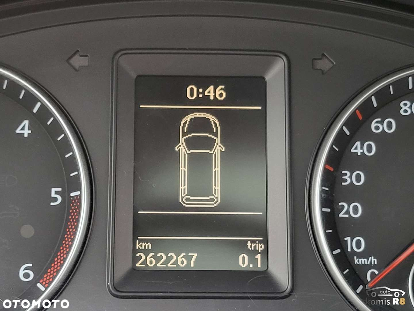 Volkswagen Touran - 23