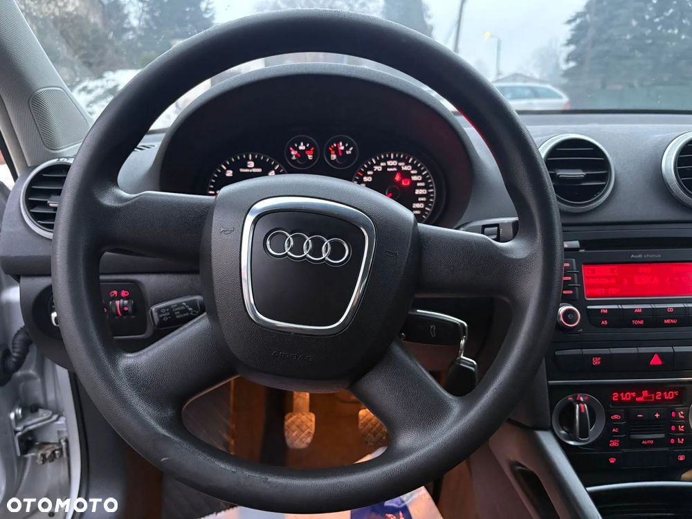 Audi A3 Sportback - 14