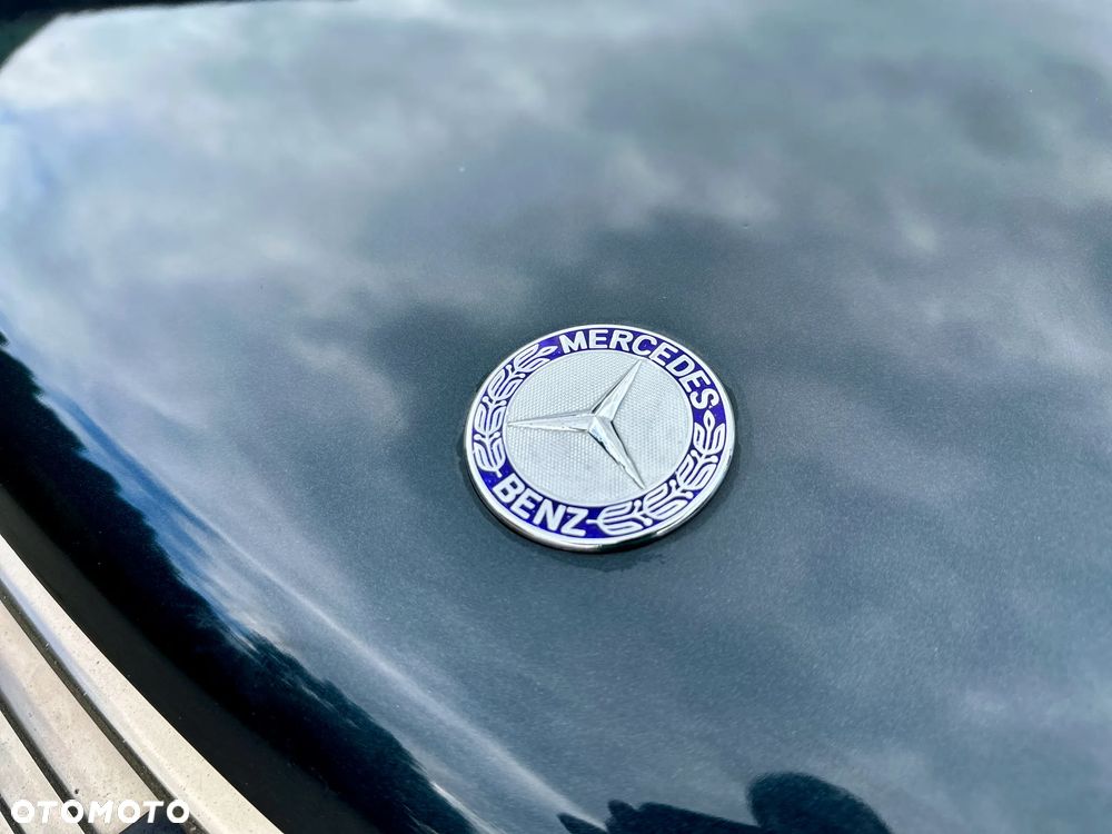 Mercedes-Benz SL - 13