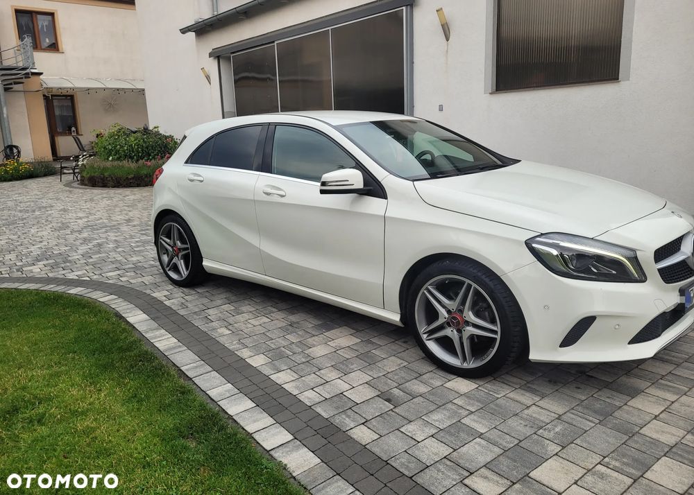 Mercedes-Benz Klasa A 160 AMG Line - 3