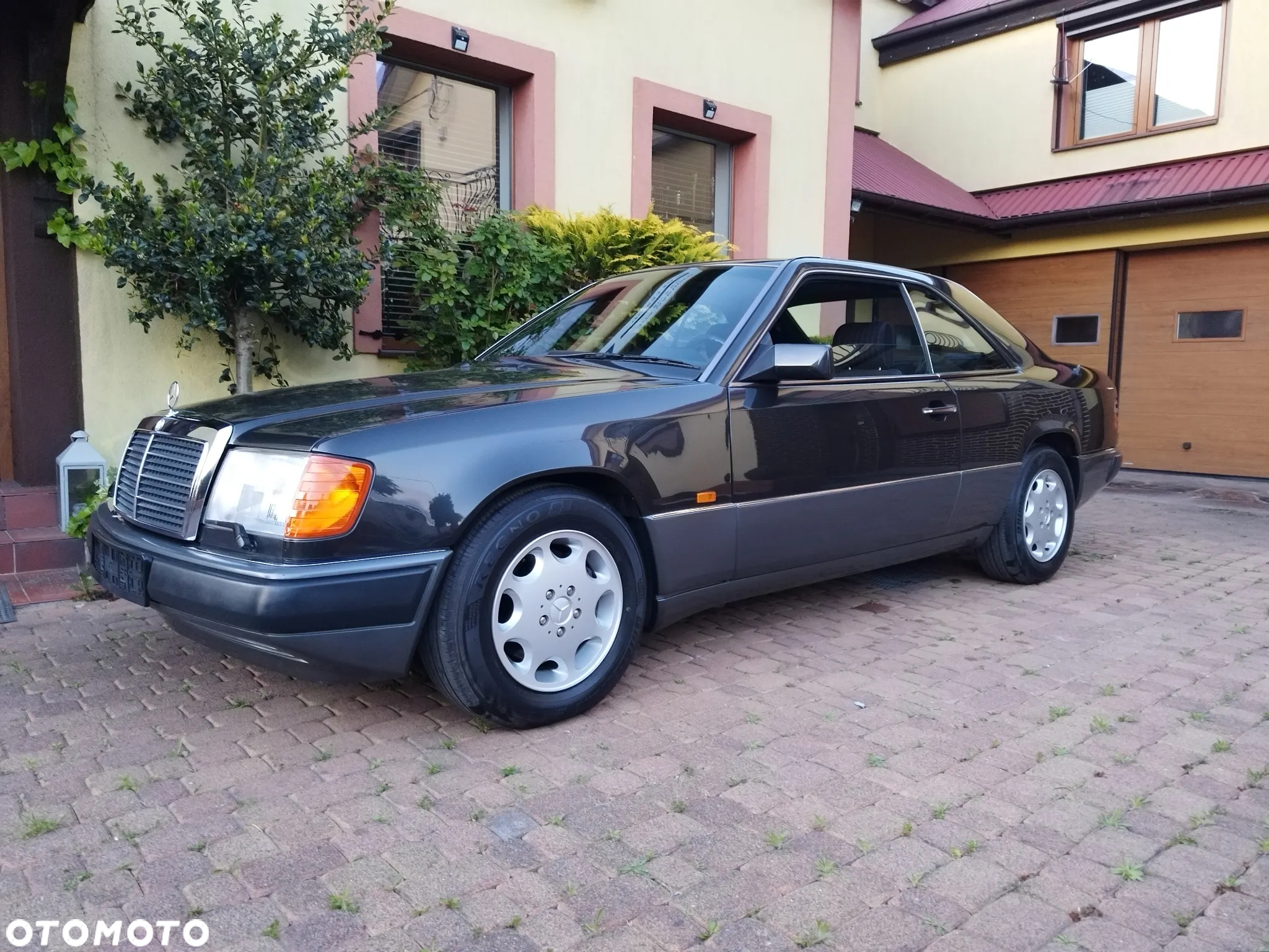 Mercedes-Benz W124 (1984-1993) - 21